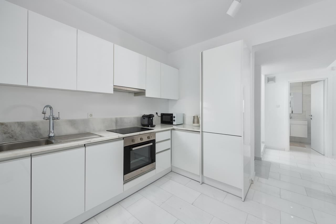 Maria & Nada Beachfront Villas 科林比亚 外观 照片