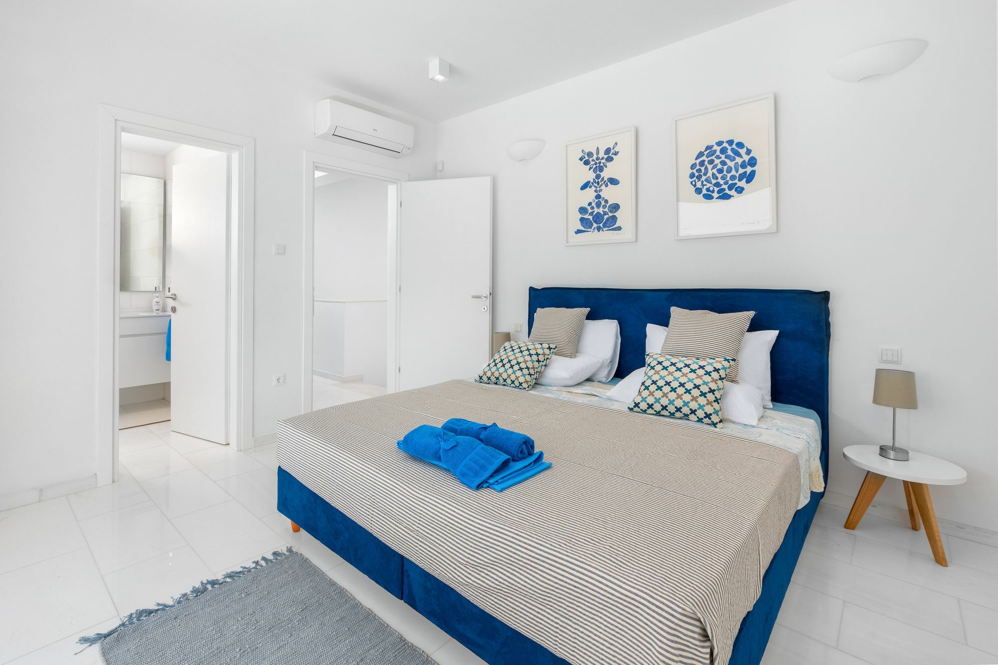 Maria & Nada Beachfront Villas 科林比亚 外观 照片